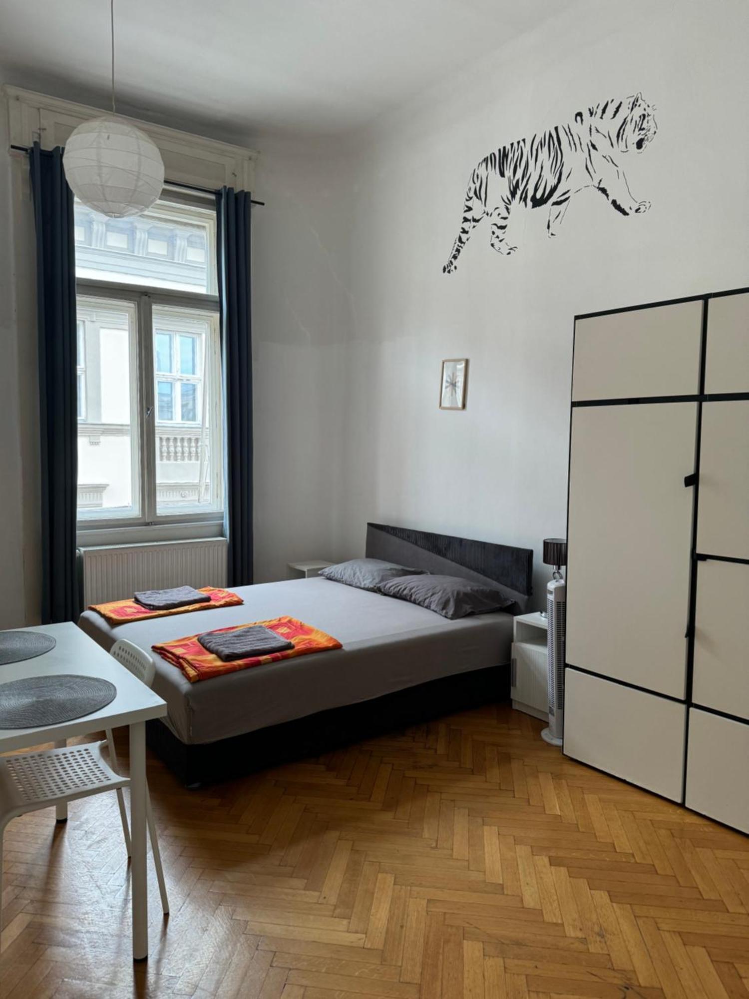 Boomerang Hostel Budapest Eksteriør billede
