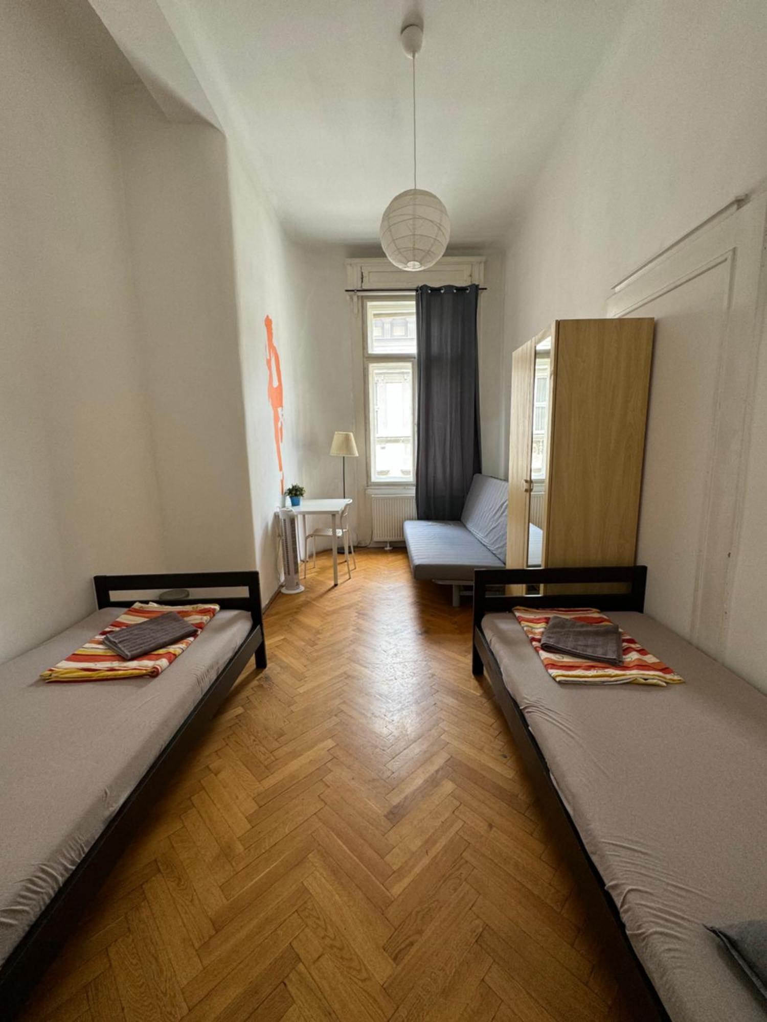 Boomerang Hostel Budapest Eksteriør billede